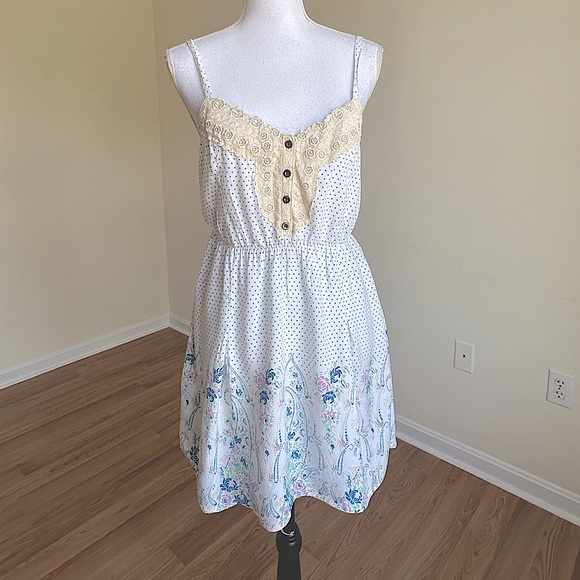 Free People || Woman’s Polka dots/floral sleeveless dress size Small - Picture 1 of 14